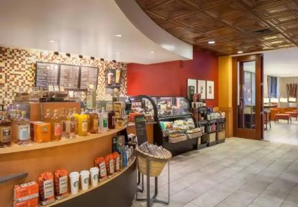 Courtyard Miami Airport - 13