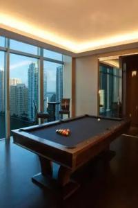 Beaux Arts, Autograph Collection - 15