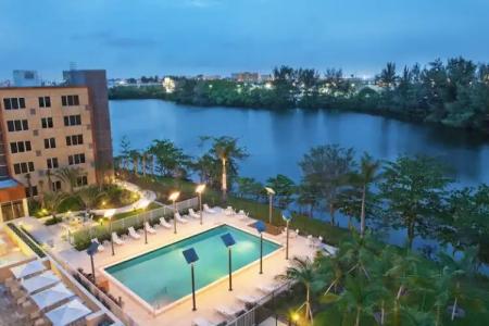 Element Miami International Airport - 38