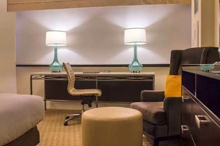 Hilton Miami Airport Blue Lagoon - 55