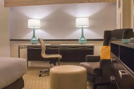 Hilton Miami Airport Blue Lagoon - 48