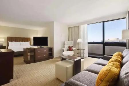 Hilton Miami Airport Blue Lagoon - 39