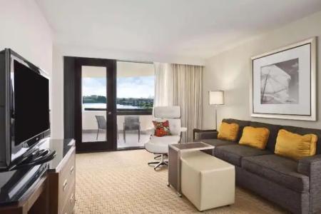 Hilton Miami Airport Blue Lagoon - 38