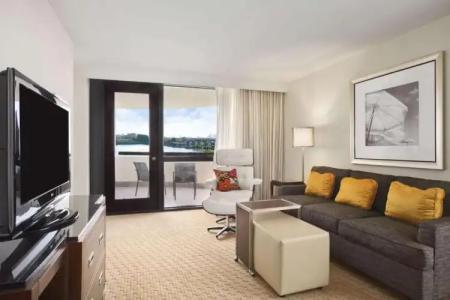 Hilton Miami Airport Blue Lagoon - 81