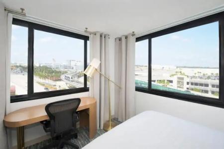 Sheraton Miami Airport and Executive Meeting Center - 35