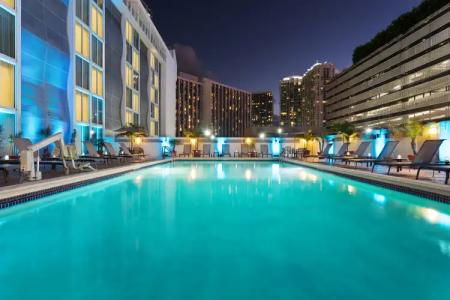 Courtyard by Marriott Miami Downtown - 16