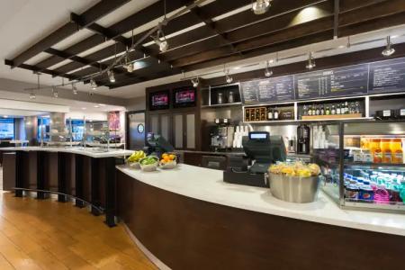 Courtyard by Marriott Miami Downtown - 7