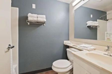 Extended Stay America Suites - Miami - Airport - Blue Lagoon - 8