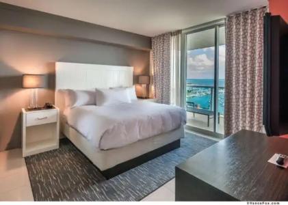 Arya & Suites Coconut Grove - 84