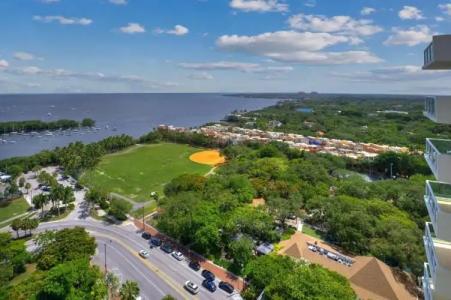 Arya & Suites Coconut Grove - 54