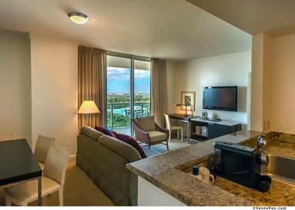 Arya & Suites Coconut Grove - 104