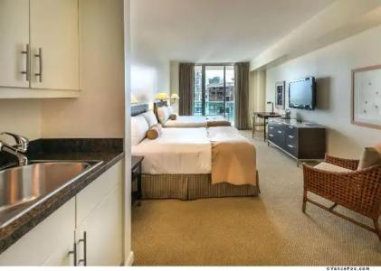 Arya & Suites Coconut Grove - 17