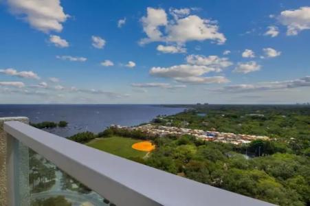 Arya & Suites Coconut Grove - 53