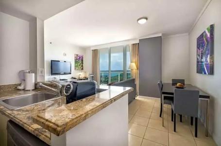 Arya & Suites Coconut Grove - 101