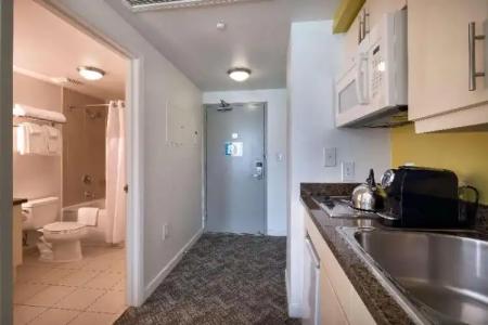 Arya & Suites Coconut Grove - 24