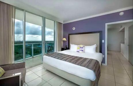 Arya & Suites Coconut Grove - 102