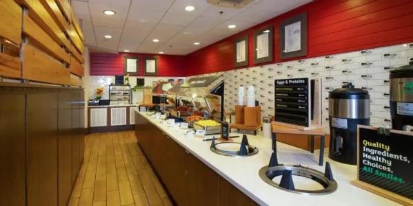 Holiday Inn NASHVILLE-VANDERBILT - 18