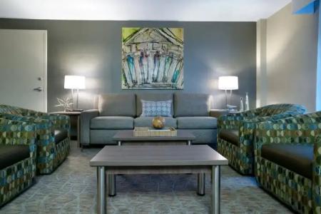 Holiday Inn NASHVILLE-VANDERBILT - 69