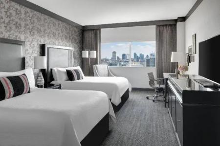 New Listing! Chic W/ Pool & Rooftop Deck 1 Bedroom Condo - 41