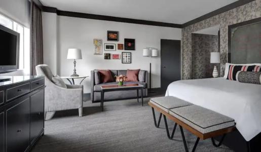 New Listing! Chic W/ Pool & Rooftop Deck 1 Bedroom Condo - 55