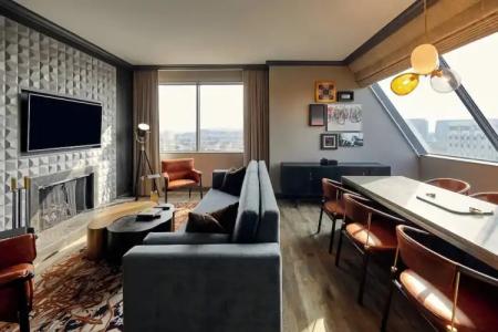 New Listing! Chic W/ Pool & Rooftop Deck 1 Bedroom Condo - 66