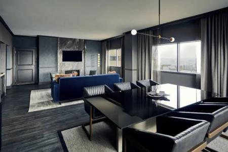 New Listing! Chic W/ Pool & Rooftop Deck 1 Bedroom Condo - 68