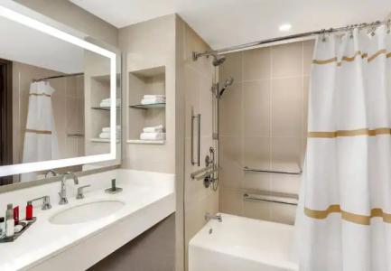 Nashville Marriott at Vanderbilt University - 9