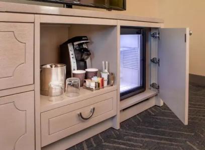 DoubleTree by Hilton Nashville Downtown - 48