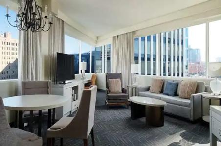 DoubleTree by Hilton Nashville Downtown - 67