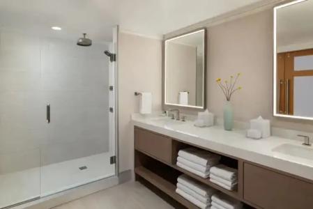 Fort Lauderdale Marriott Harbor Beach Resort & Spa - 55