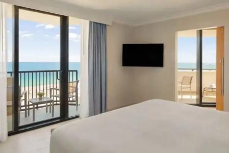 Fort Lauderdale Marriott Harbor Beach Resort & Spa - 50