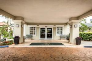 Hotolos Hotel, Hollywood