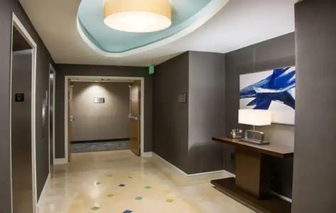 Courtyard by Marriott Oceanside Fort Lauderdale Beach - 24