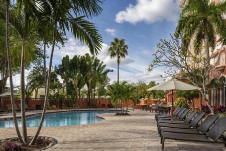 Sheraton Suites Fort Lauderdale at Cypress Creek - 12
