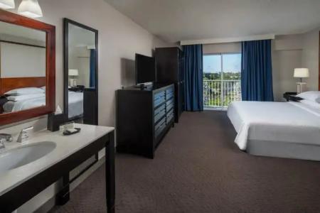 Sheraton Suites Fort Lauderdale at Cypress Creek - 51