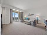 1 Bedroom Double Suite with balcony and with city view