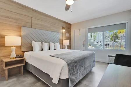 Royal Beach Palace - 51