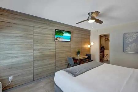 Royal Beach Palace - 64