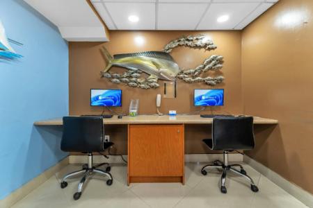 Rodeway Inn & Suites Fort Lauderdale Airport & Cruise Port - 45