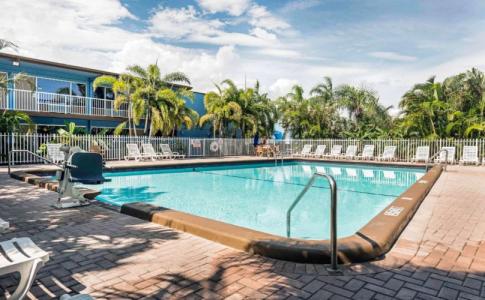 Rodeway Inn & Suites Fort Lauderdale Airport & Cruise Port - 19