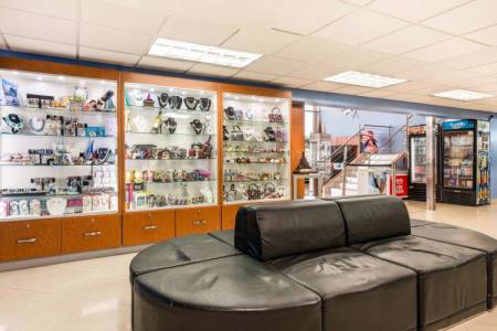 Rodeway Inn & Suites Fort Lauderdale Airport & Cruise Port - 11