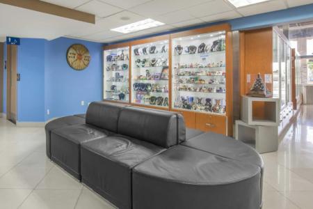 Rodeway Inn & Suites Fort Lauderdale Airport & Cruise Port - 10