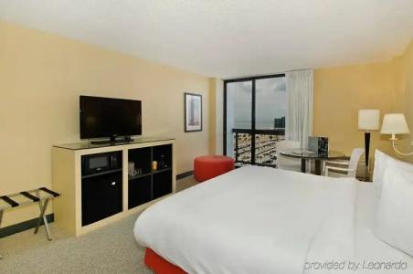 Bahia Mar Ft. Lauderdale Beach- a DoubleTree by Hilton - 4