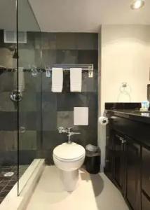 Ocean Manor Beach Resort - 44