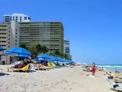 Ocean Manor Beach Resort - 19