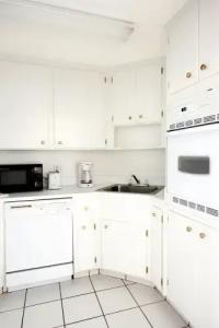 Ocean Manor Beach Resort - 35