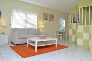 Winterset A North Beach Village Resort Hotel, Fort Lauderdale