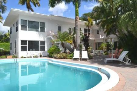 Winterset A North Beach Village Resort - 7