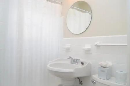 Winterset A North Beach Village Resort - 6