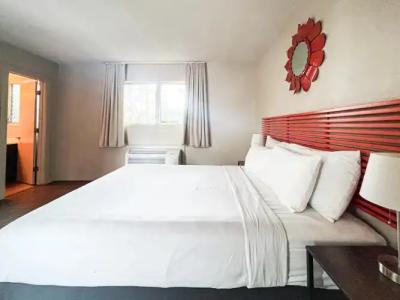 Winterset A North Beach Village Resort - 16